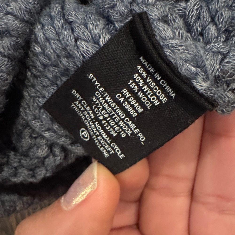 Theory blue cable knit pullover - image 6